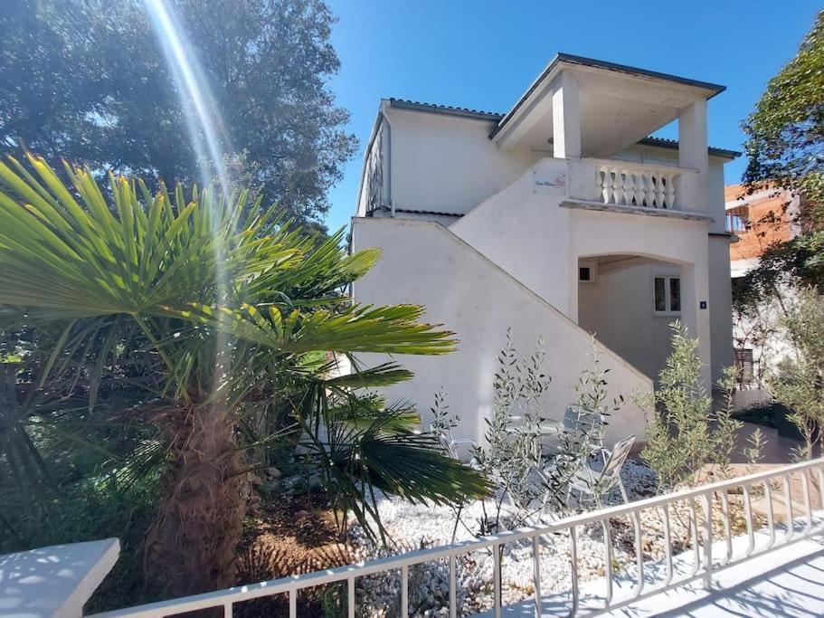 Casa Blanca, Biograd Na Moru Appartement Buitenkant foto