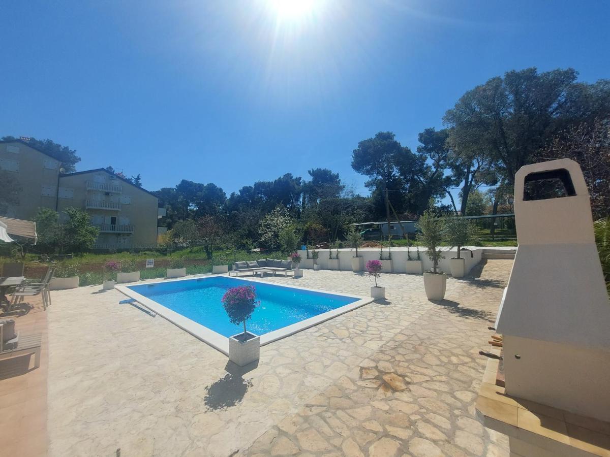 Casa Blanca, Biograd Na Moru Appartement Buitenkant foto