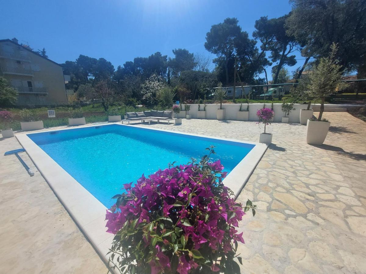 Casa Blanca, Biograd Na Moru Appartement Buitenkant foto
