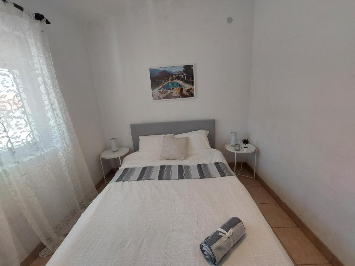 Casa Blanca, Biograd Na Moru Appartement Buitenkant foto