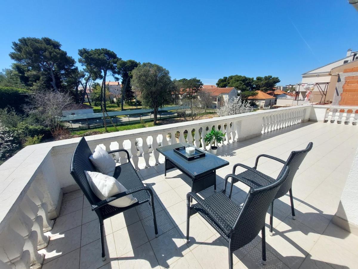Casa Blanca, Biograd Na Moru Appartement Buitenkant foto